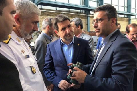 Rear Admiral Rastegari Visits Isfahan Optics Industries